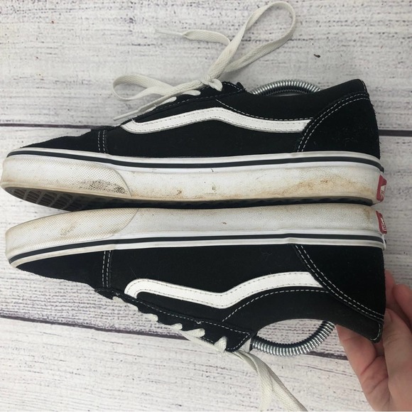 Vans Classic Old Skool Suede Sneakers Size 6 Youth Black White Skater Gum Sole - Picture 3 of 9